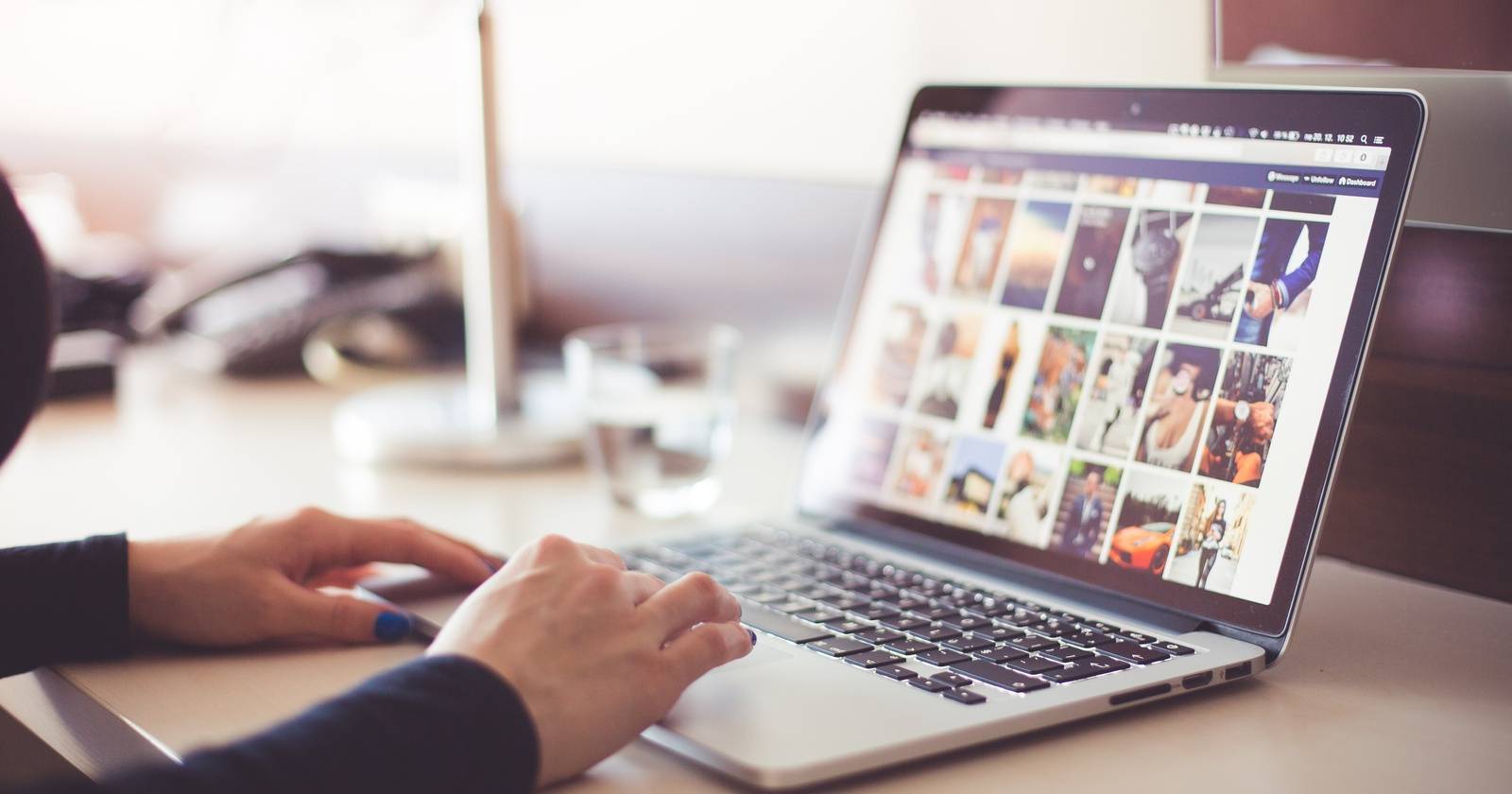 Изменить дату, время и место фото на Mac