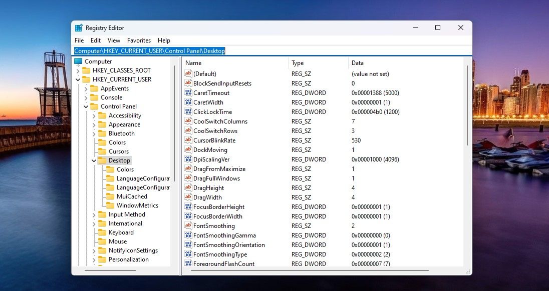 Папка Desktop в редакторе реестра Windows