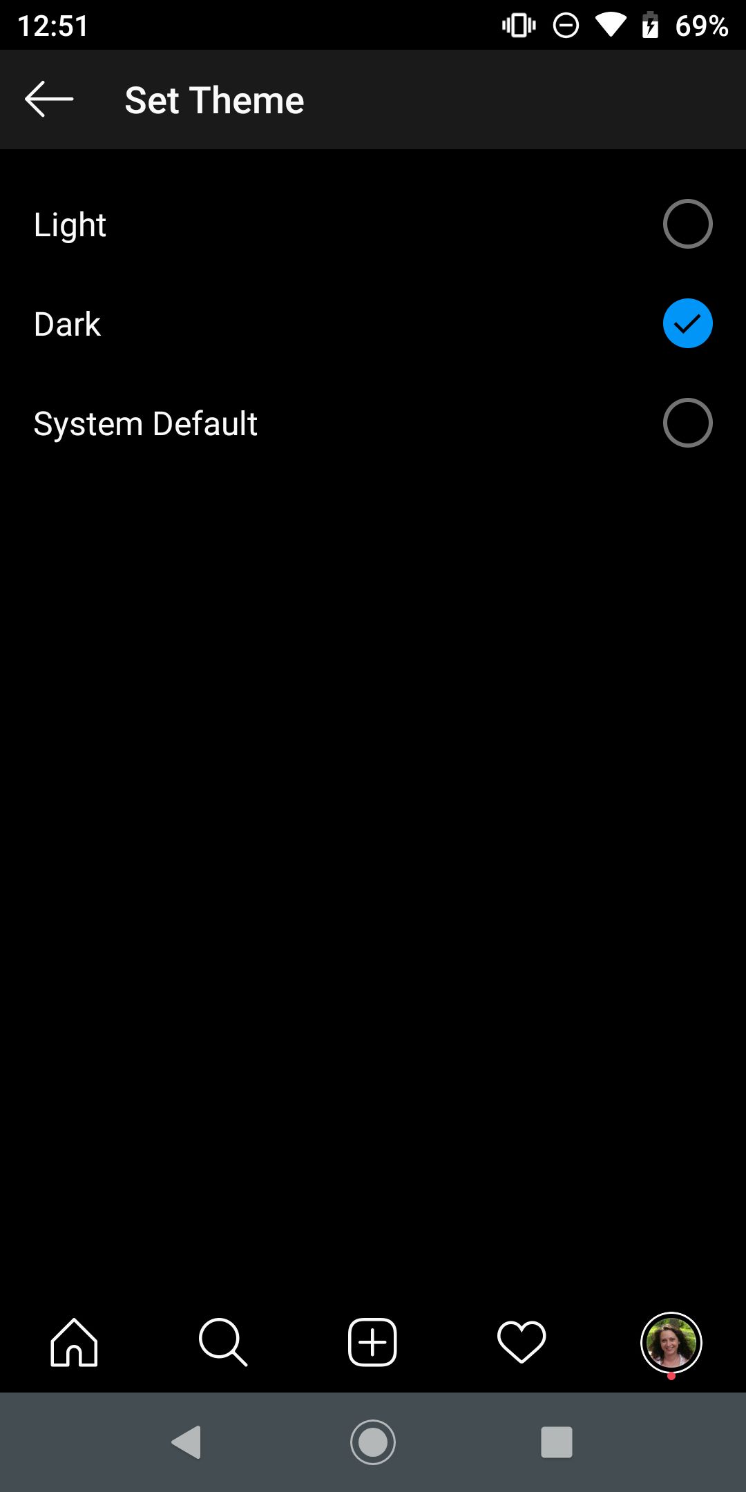 Экран тёмной темы Instagram на Android