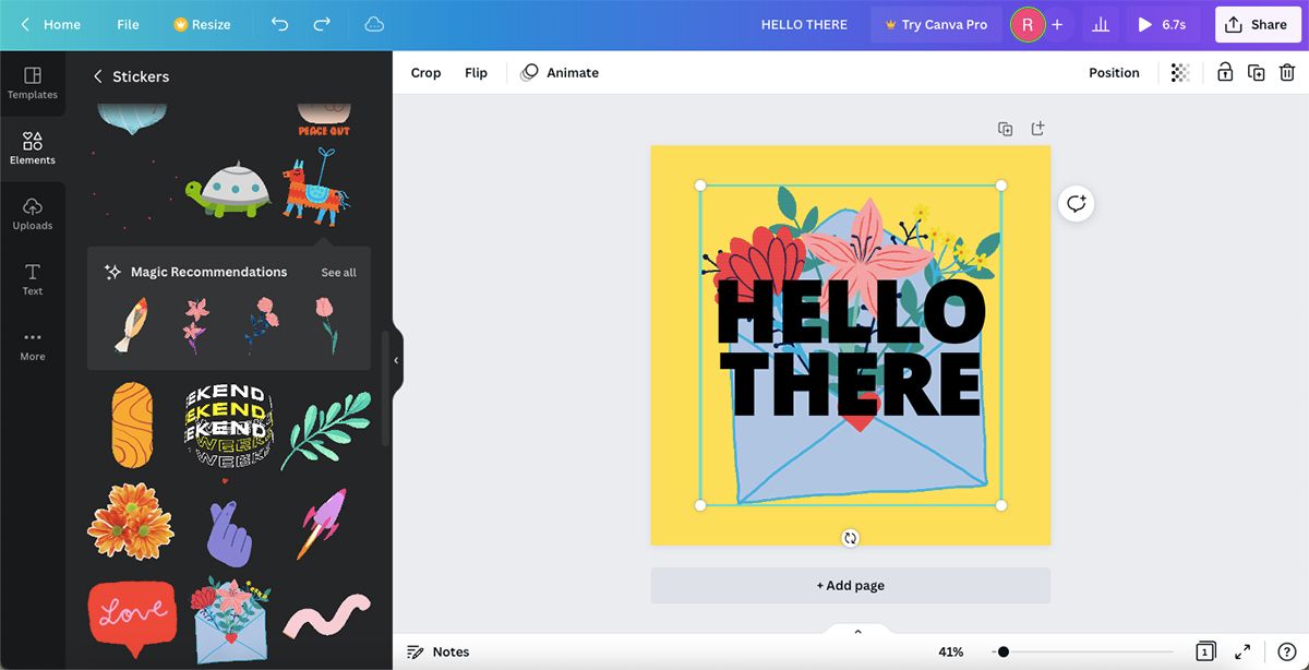 Анимация конверта с цветами, расположенная за текстом на жёлтом фоне.