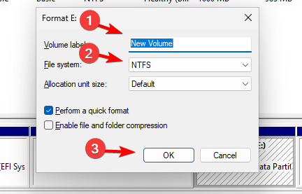 Диалог форматирования: имя тома и файловая система