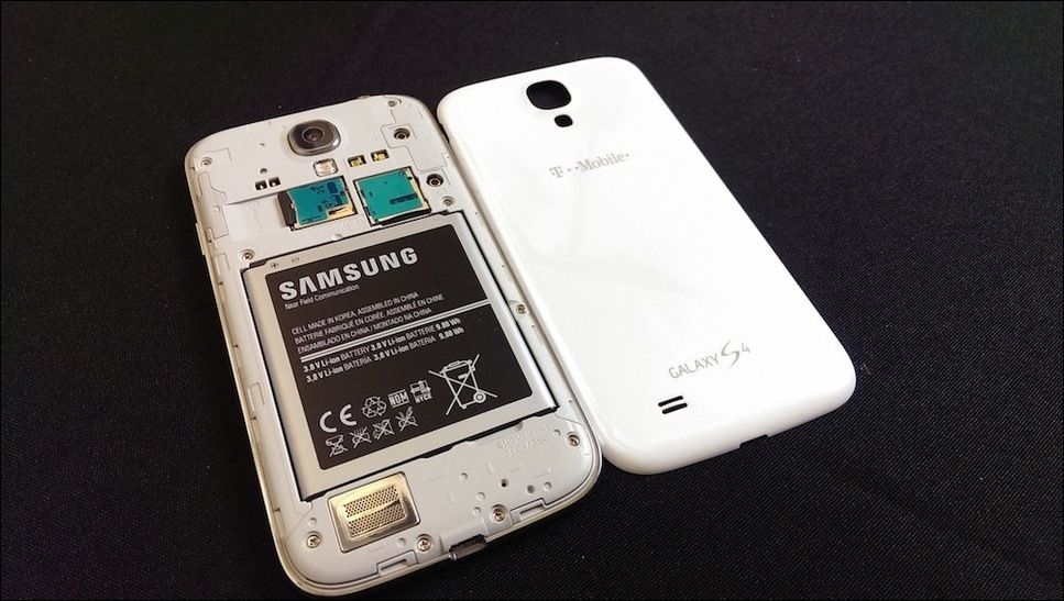 Salvare uno smartphone bagnato: guida pratica