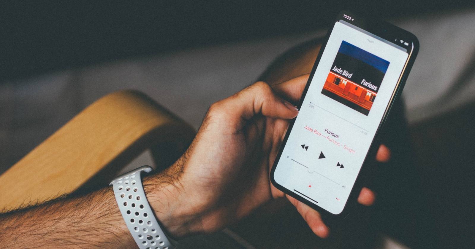 Перемешать и повтор в Apple Music — как включить