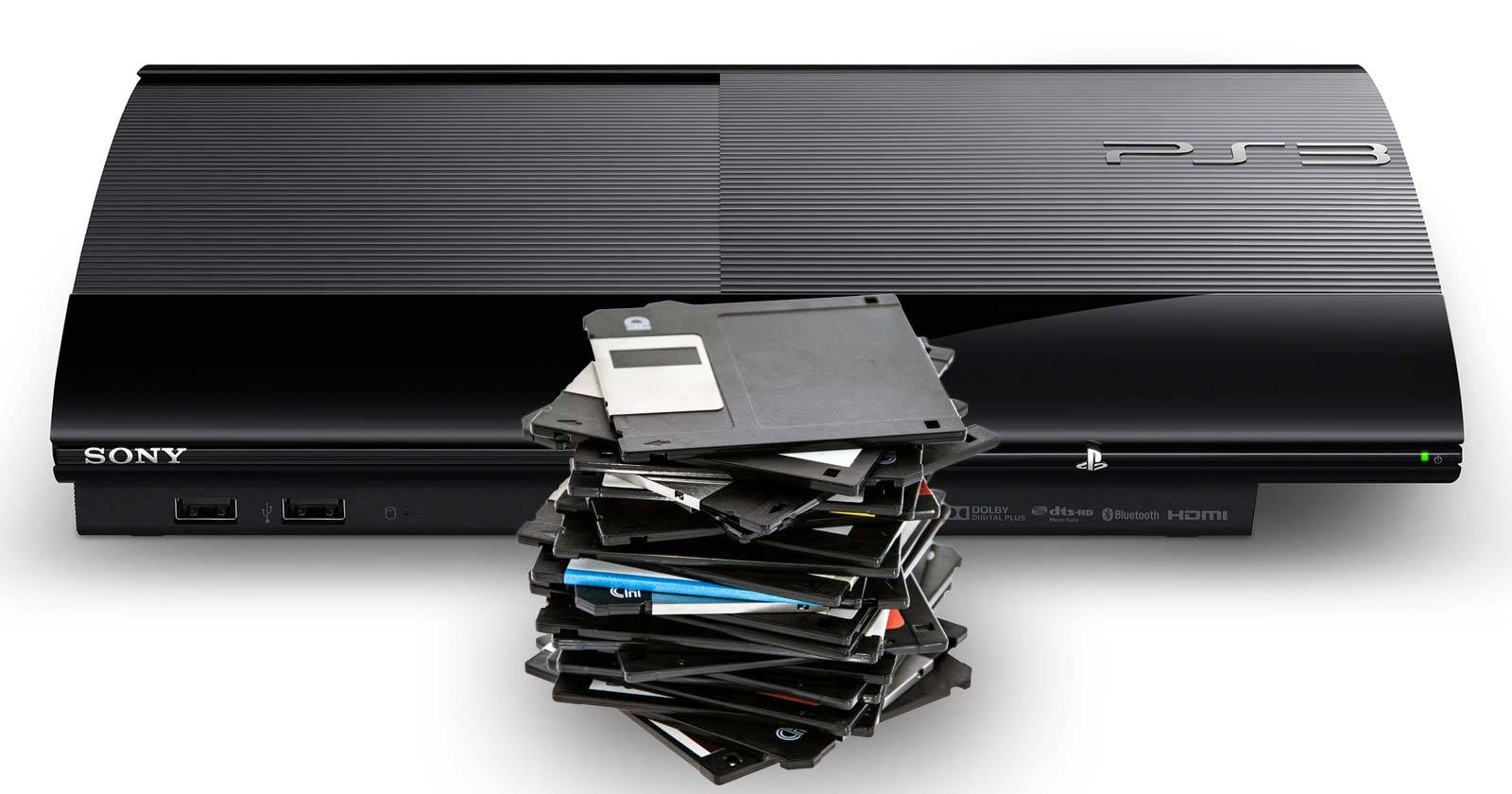 PlayStation 3 — консоль и контроллер на столе