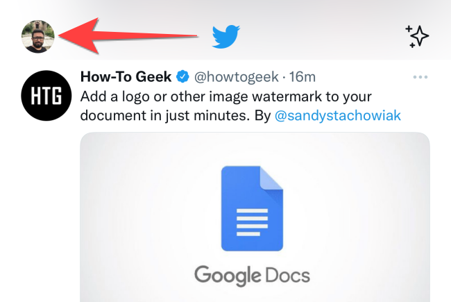 Коснитесь фото профиля в левом верхнем углу Twitter
