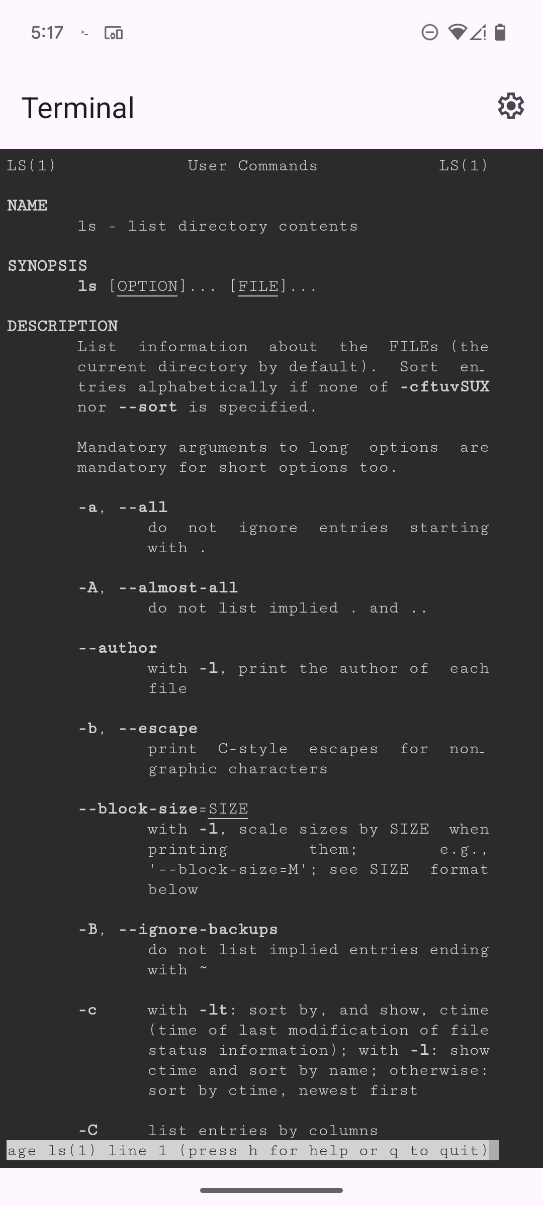 Страница справки man для команды ls в приложении Linux Terminal на Google Pixel 6.