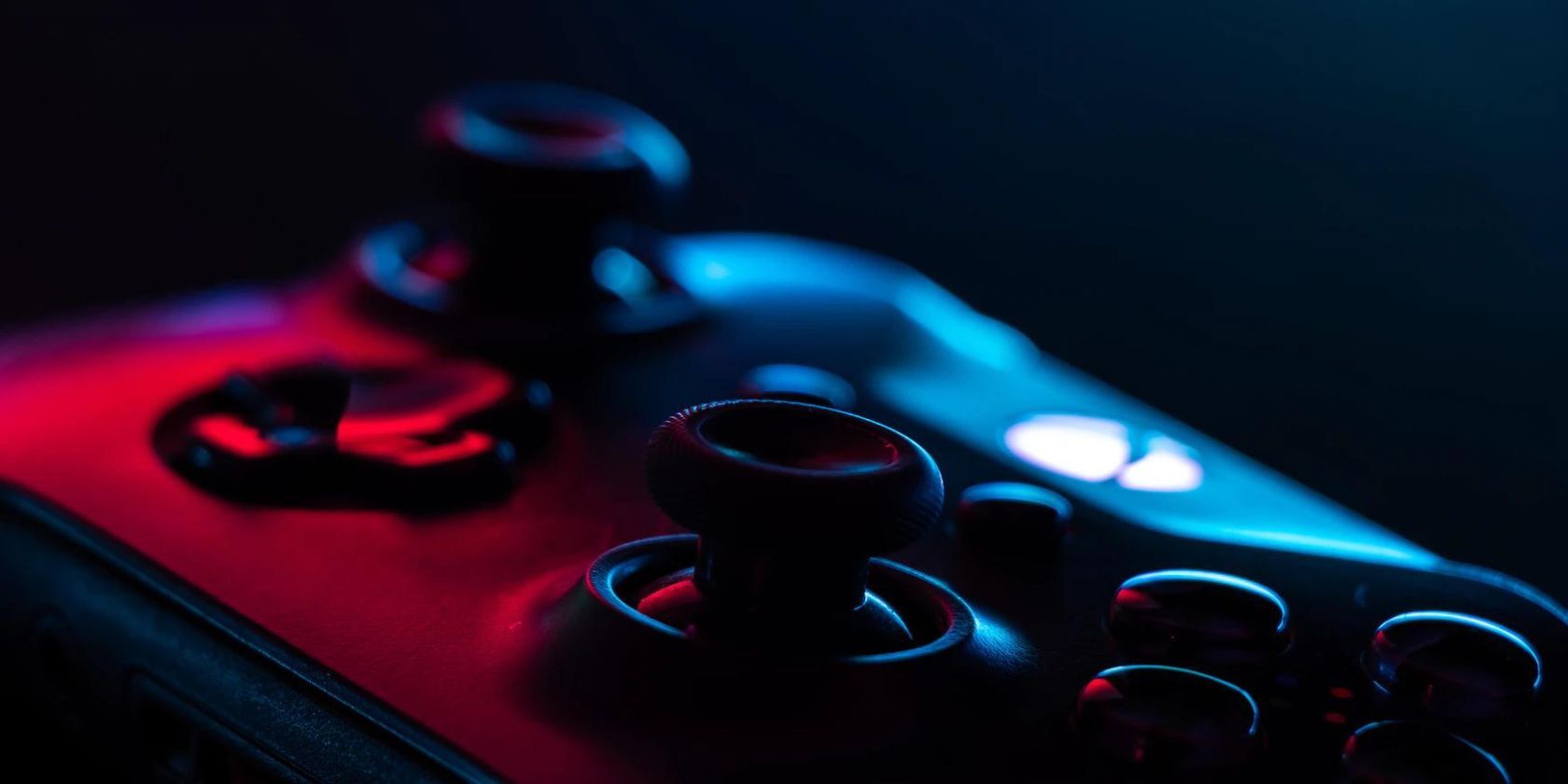 Крупный план аналогов и стиков контроллера Xbox