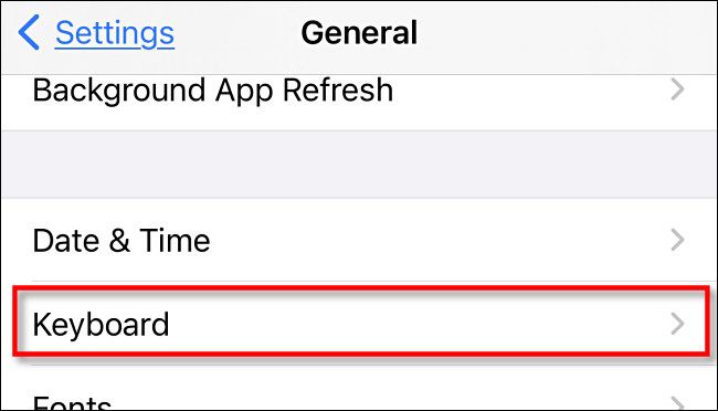 В разделе Основные откройте «Клавиатура»