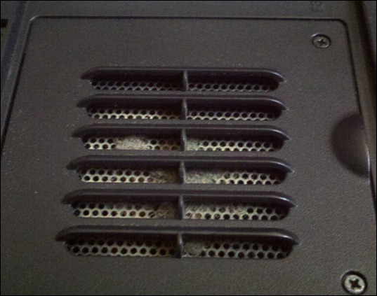 Расположение вентиляционных отверстий как напоминание о важности циркуляции воздуха