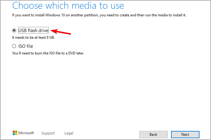 Процесс выбора USB как целевого носителя