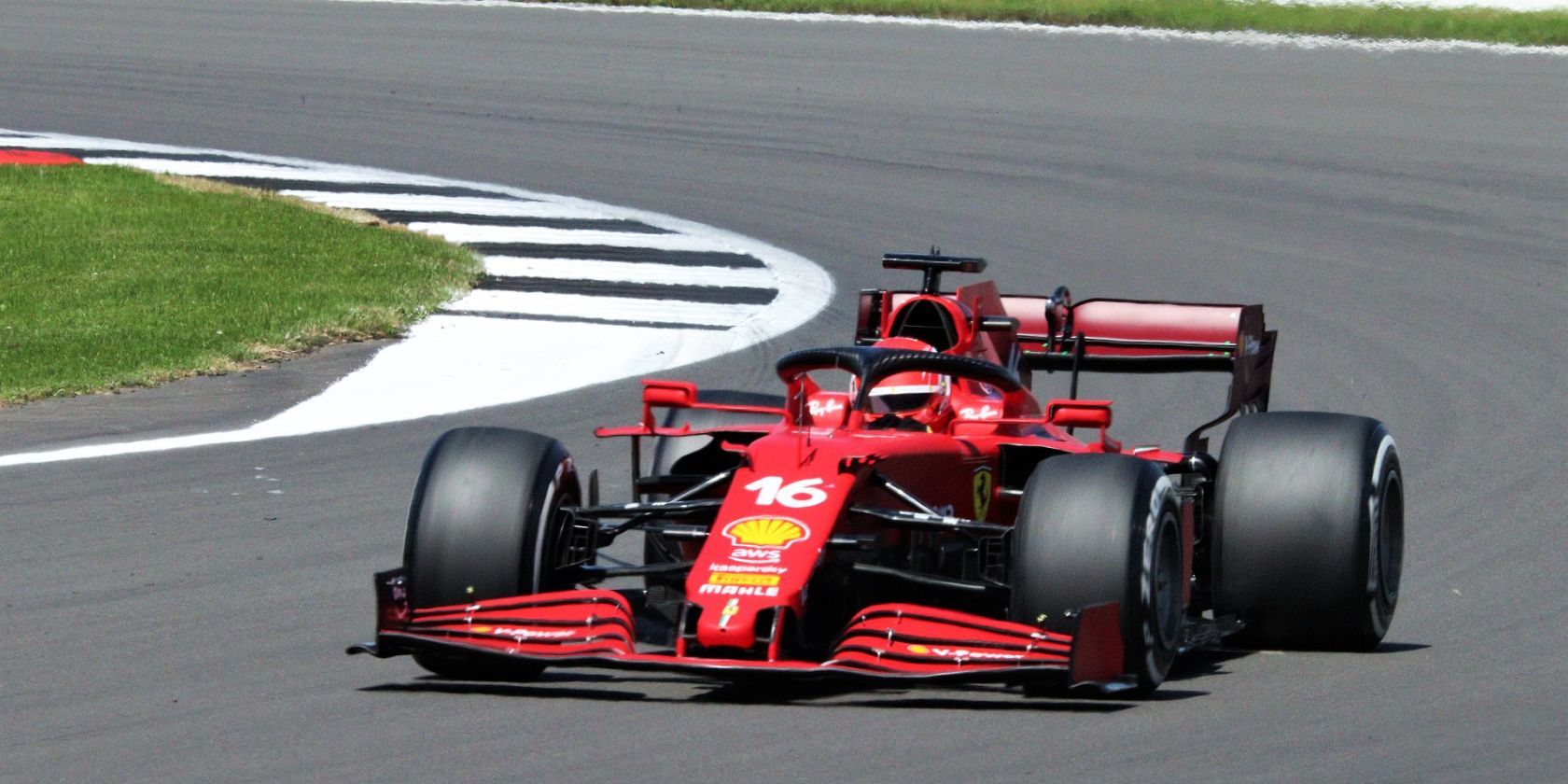 Как смотреть Формулу‑1 2022 онлайн