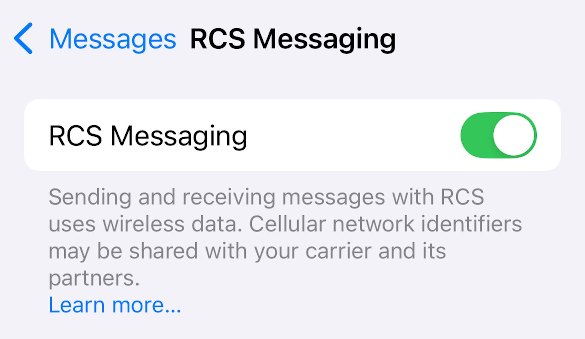 Включение RCS Messaging в iOS 18.