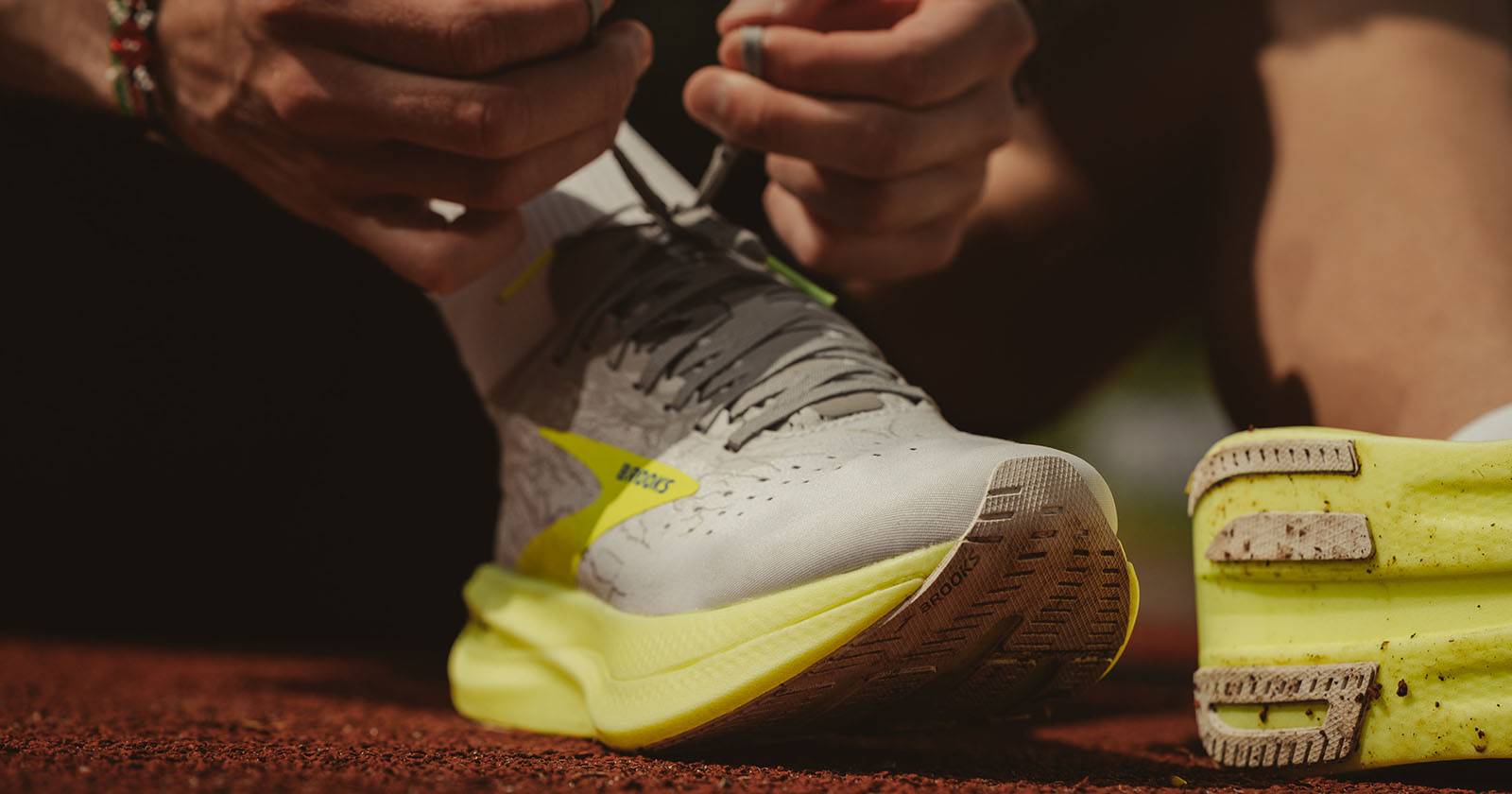 Крупный план беговых кроссовок