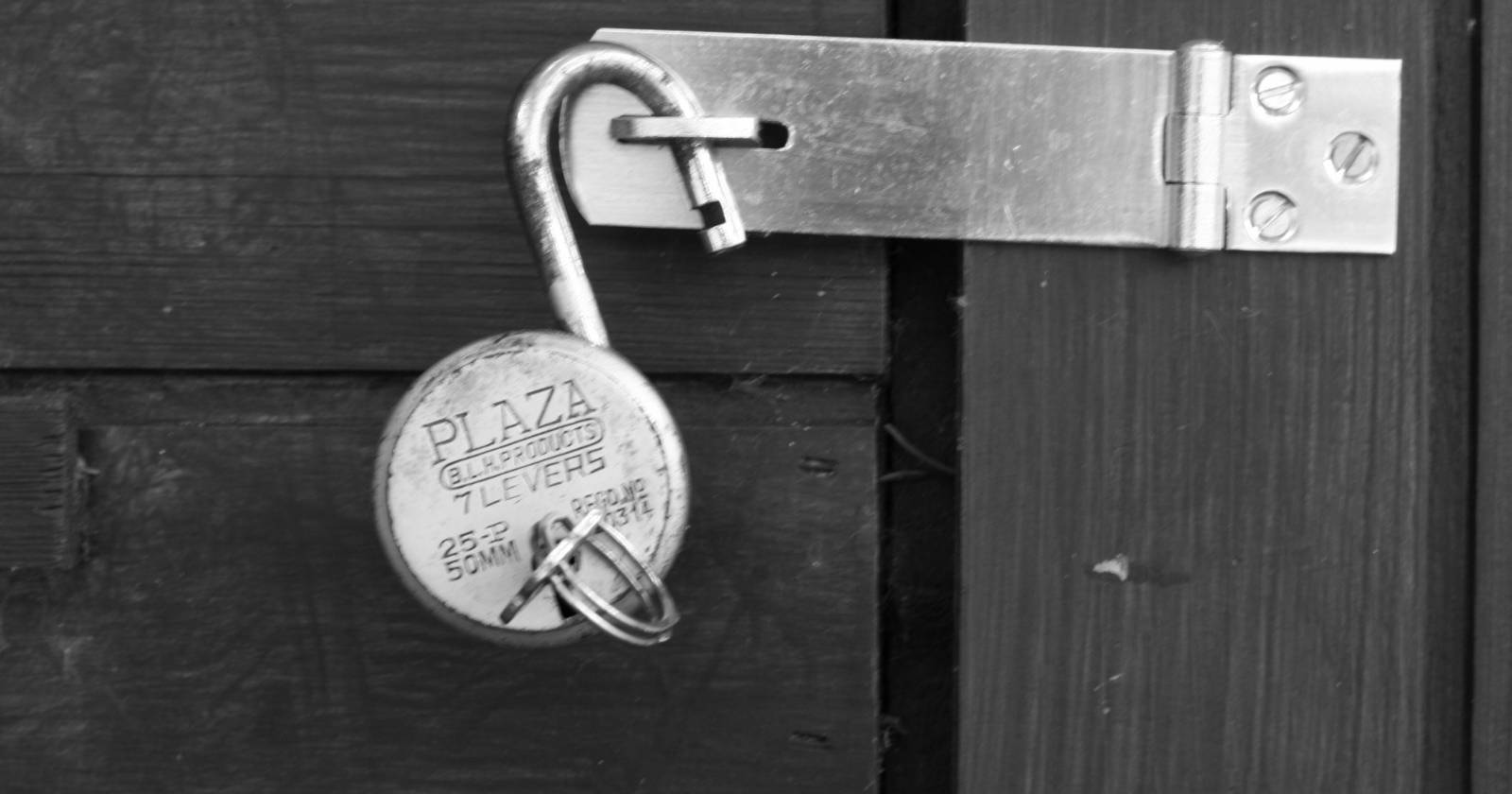 Двухфакторная аутентификация Facebook без телефона