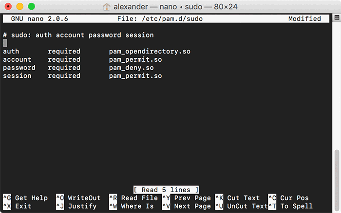 Скриншот терминала, показывающий добавленную строку pam_tid.so в списке модулей PAM