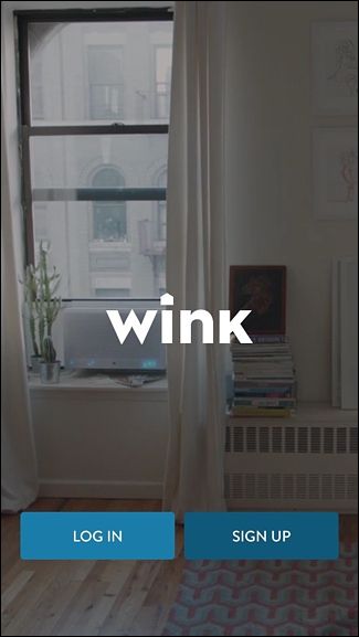 Главный экран Wink с кнопкой добавления устройства