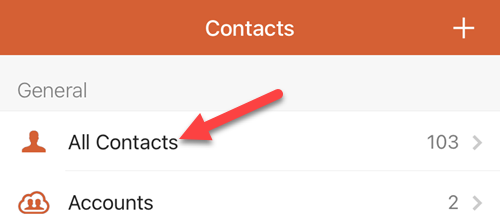Верхняя панель приложения с опцией «Все контакты».