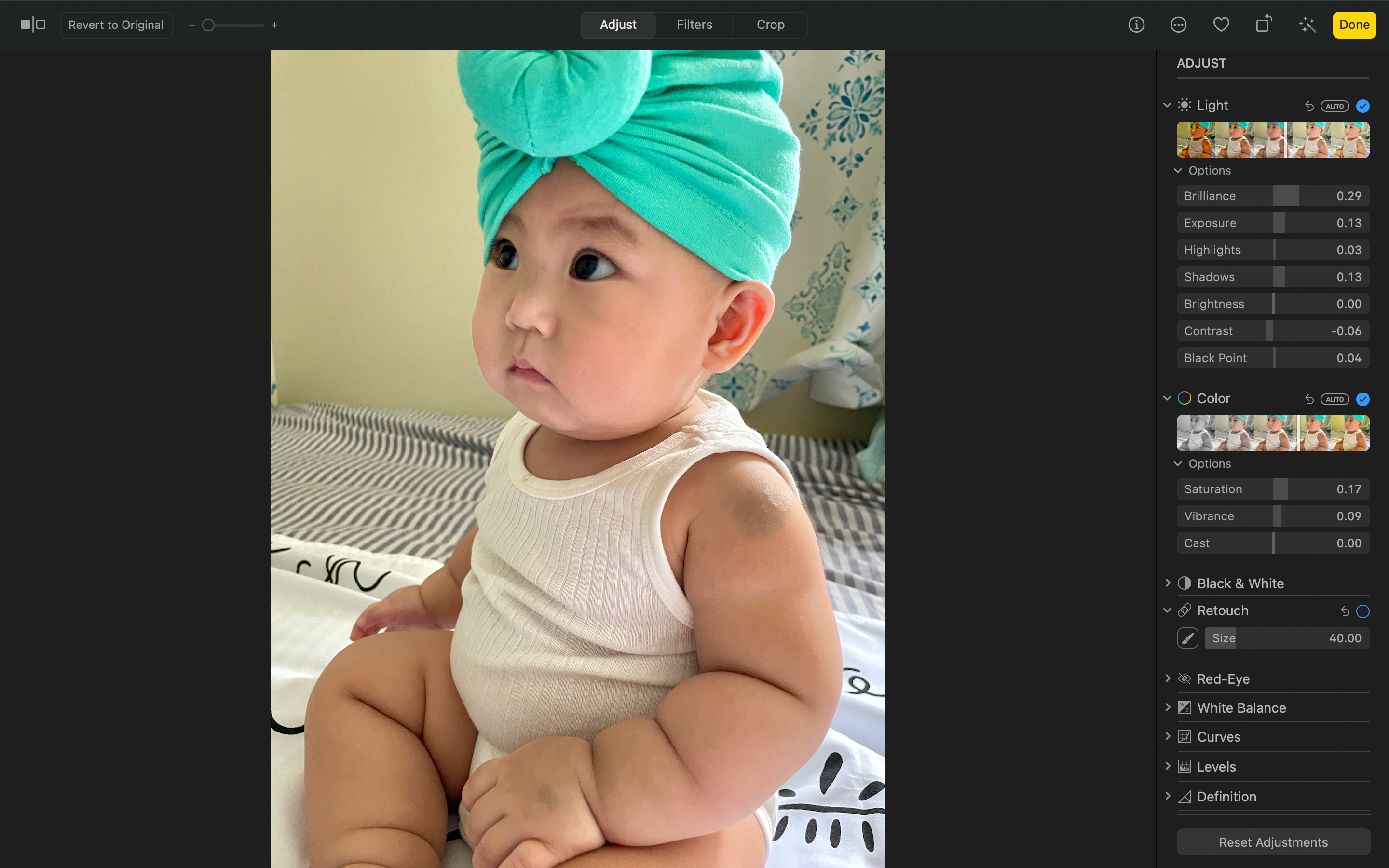 Инструмент Настройки в редакторе Фото на Mac