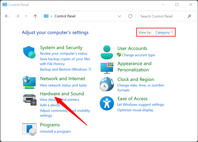Нажмите Оборудование и звук.
