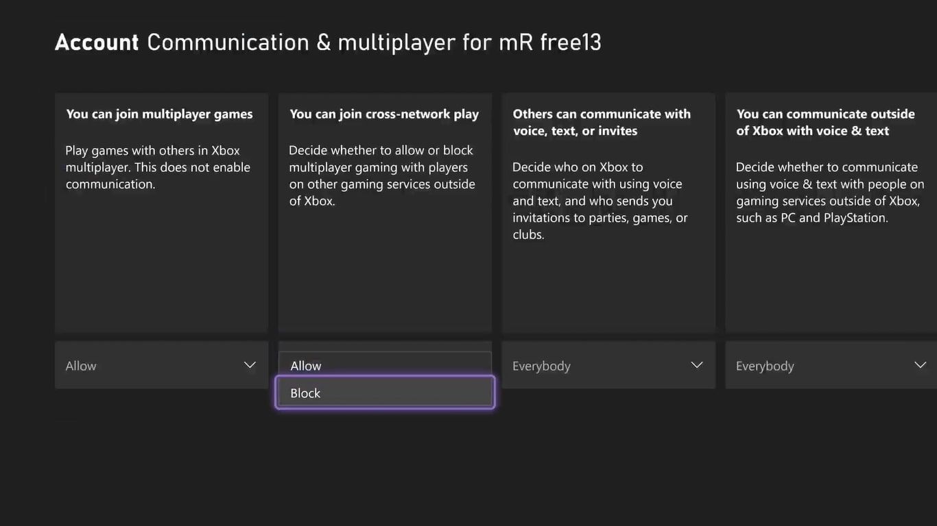 Параметр Блокировать кросс-сетевую игру в настройках Коммуникация и мультиплеер