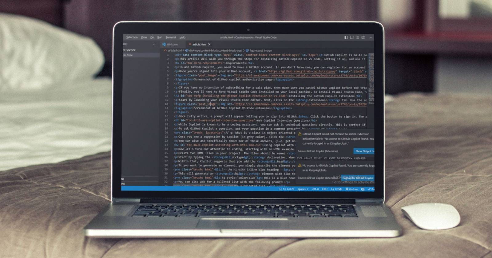 MacBook Pro на кровати