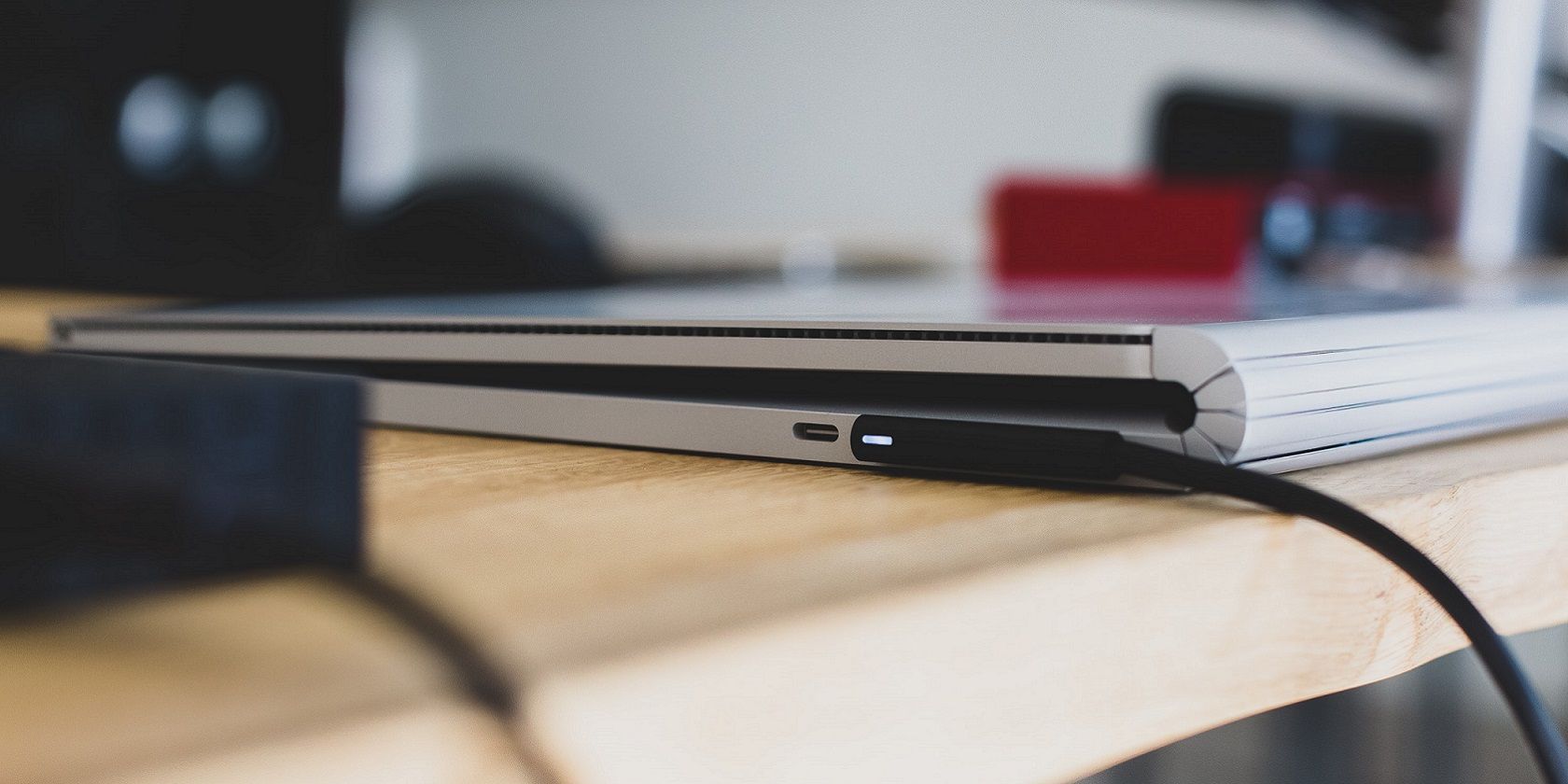 Оповещение о полном заряде батареи в Windows