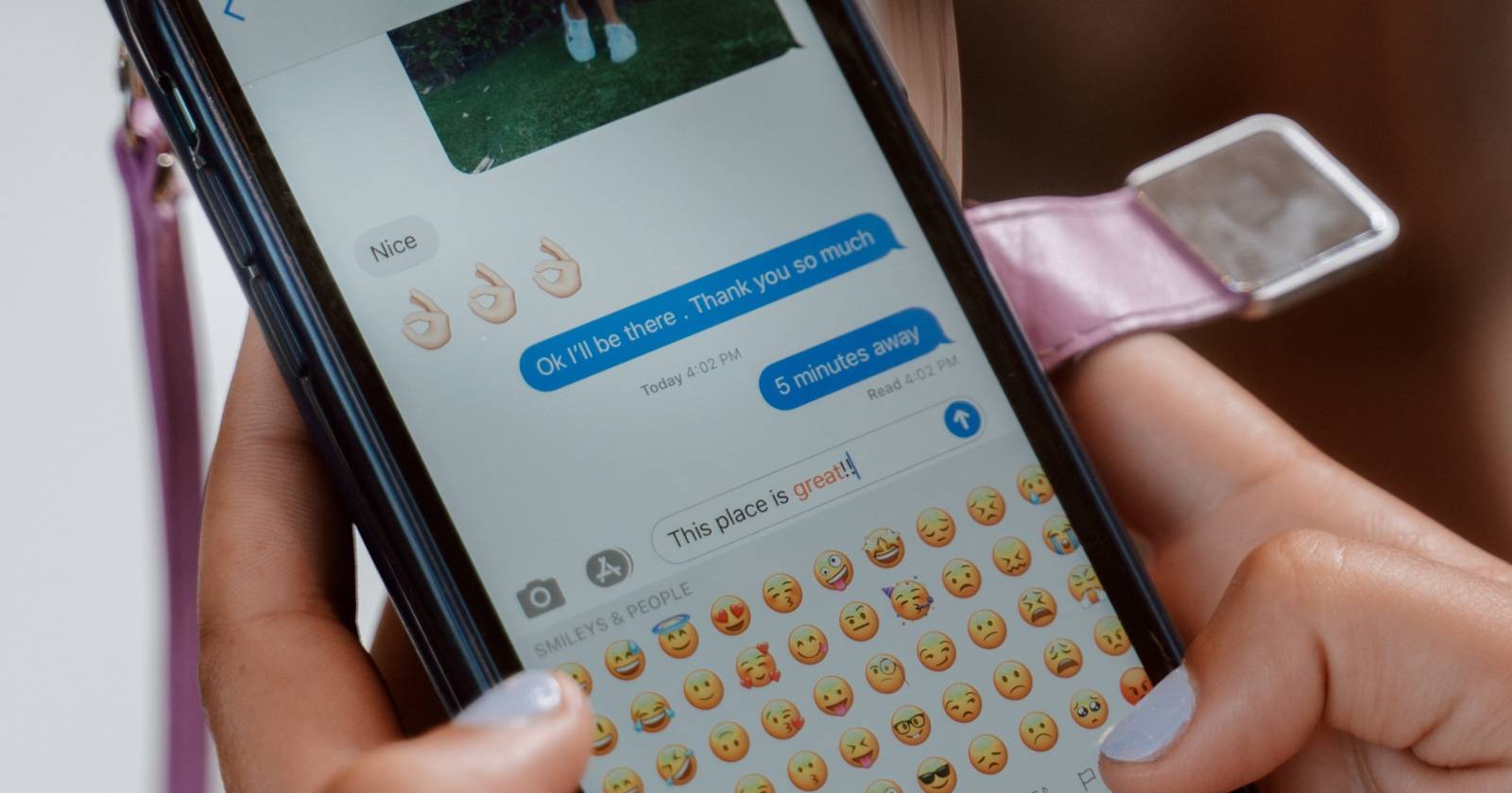 Закрепить ссылки и фото в Сообщениях iPhone