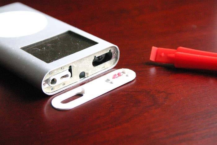 Крышки iPod Mini сняты