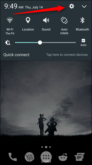 Экран настроек: шторка уведомлений и значок шестерёнки