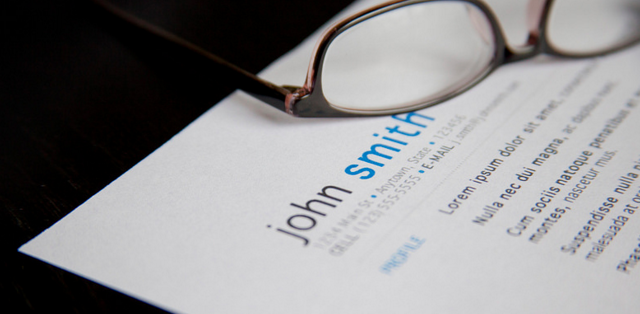 Пример резюме с контактными данными