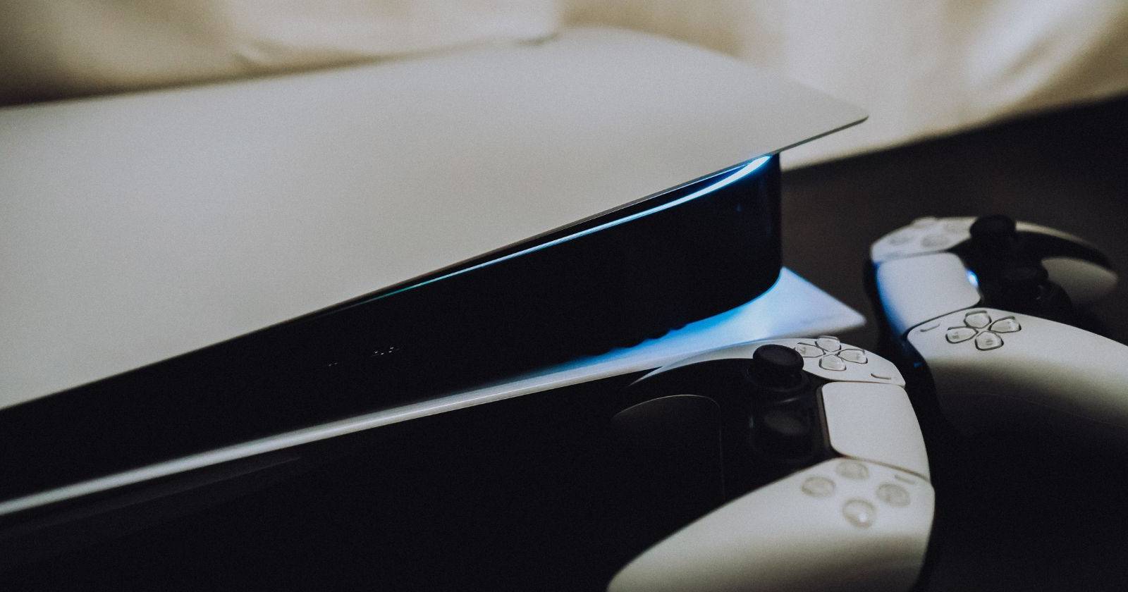 Как извлечь застрявший диск из PS5