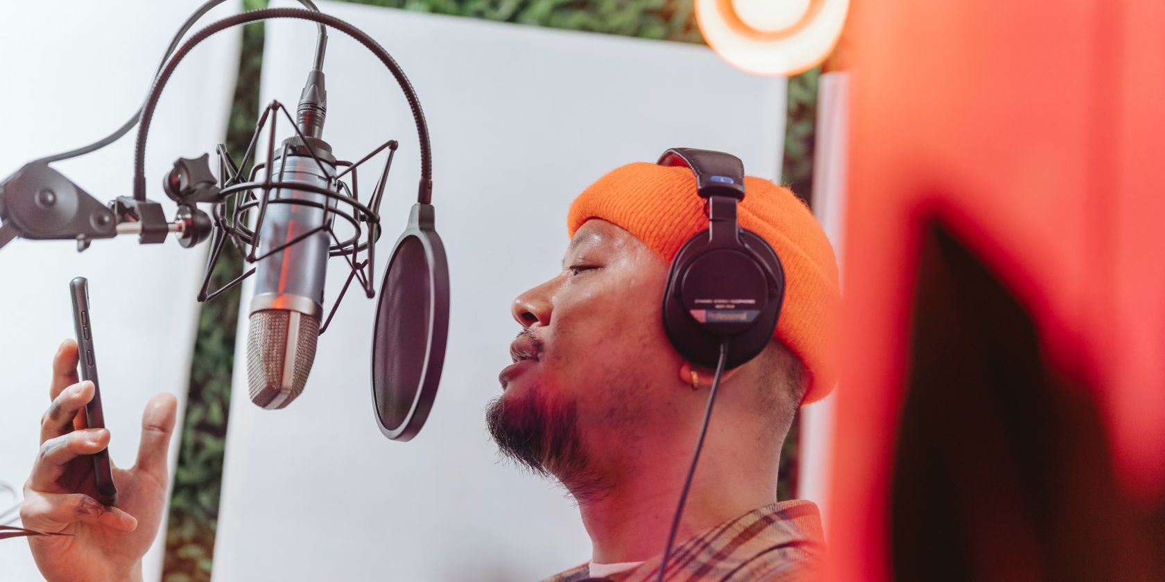 Музыкальная карьера на YouTube: как начать