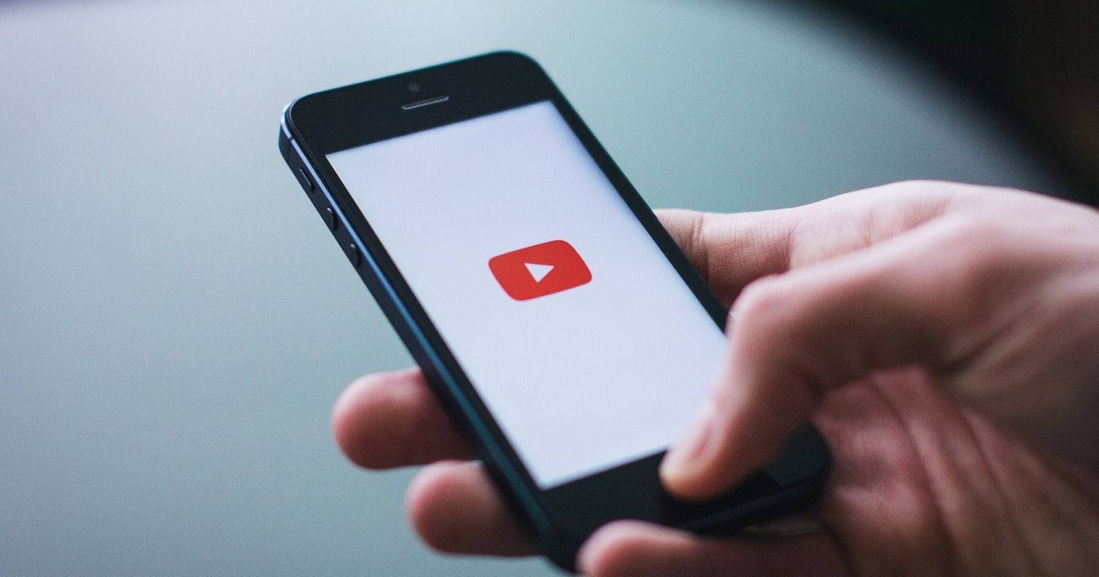Как включить и отключить комментарии на YouTube