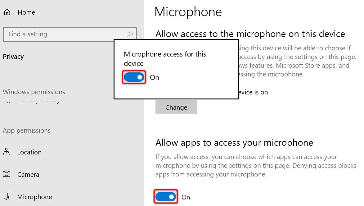 'Выделены переключатели доступа к микрофону в настройках Windows 10.'