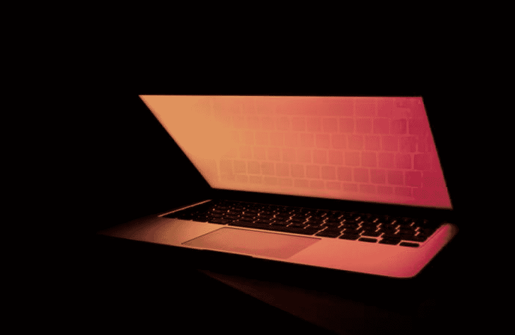 Безопасные практики при общении онлайн: проверка профилей и защита данных