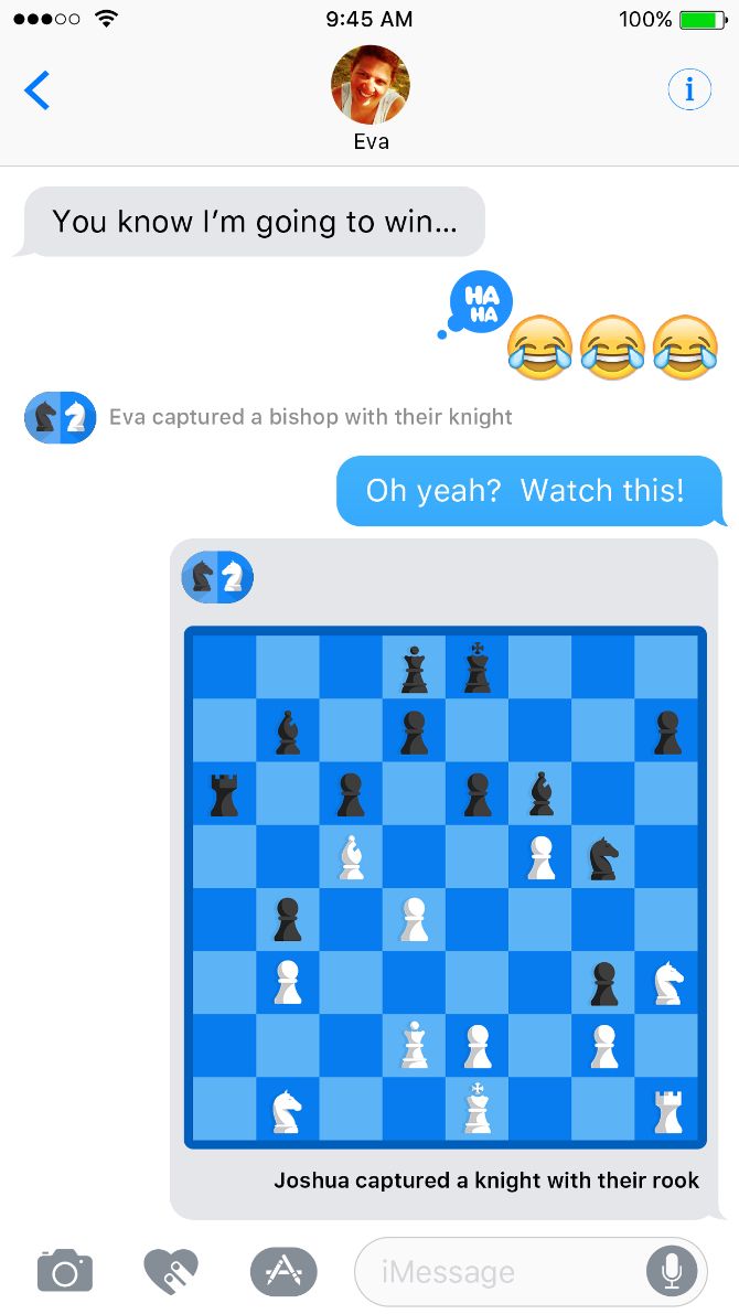 Окно общения в Checkmate: выбор следующего хода прямо из пузырька сообщения