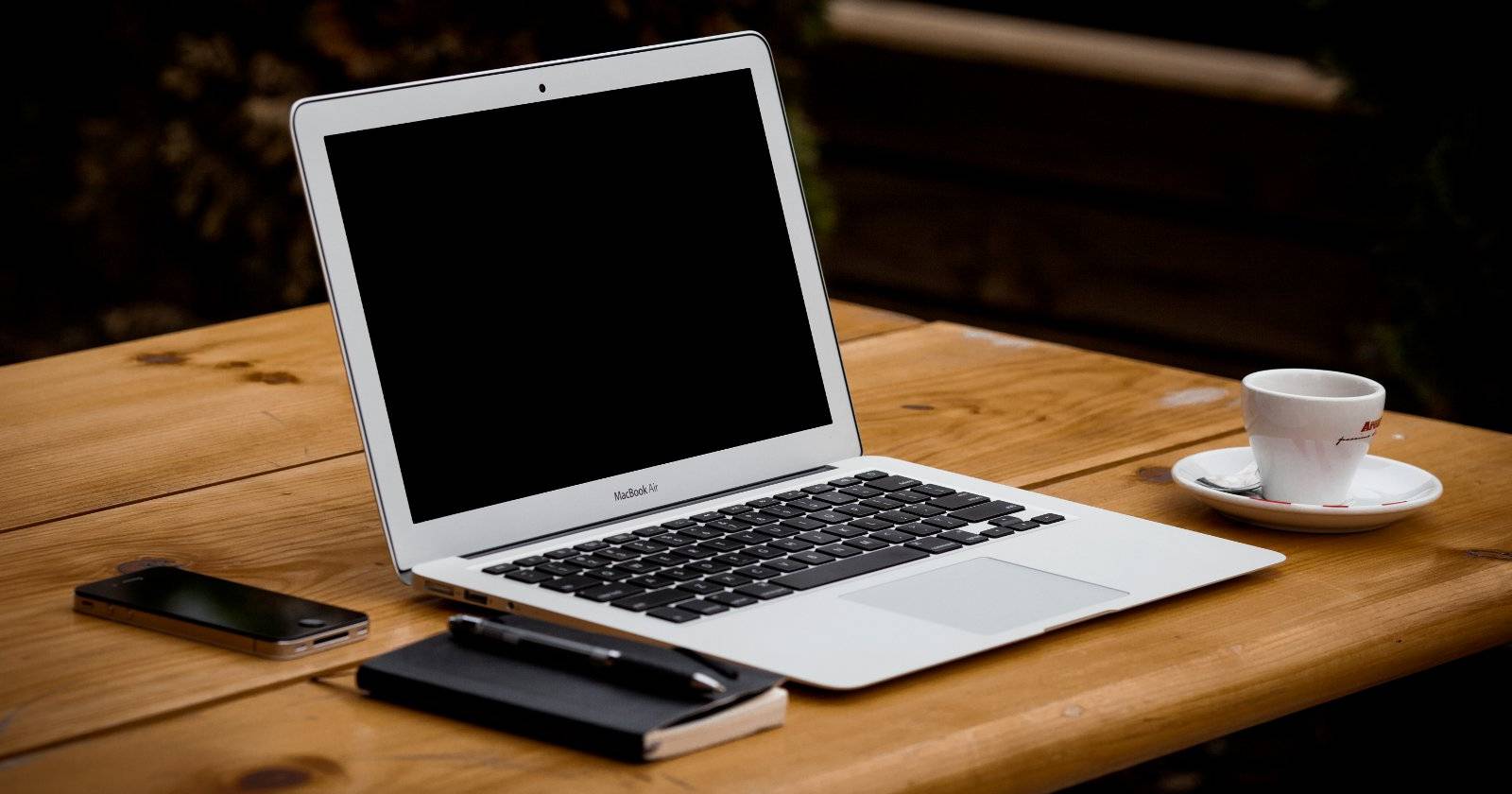 Рабочий компьютер и ноутбук