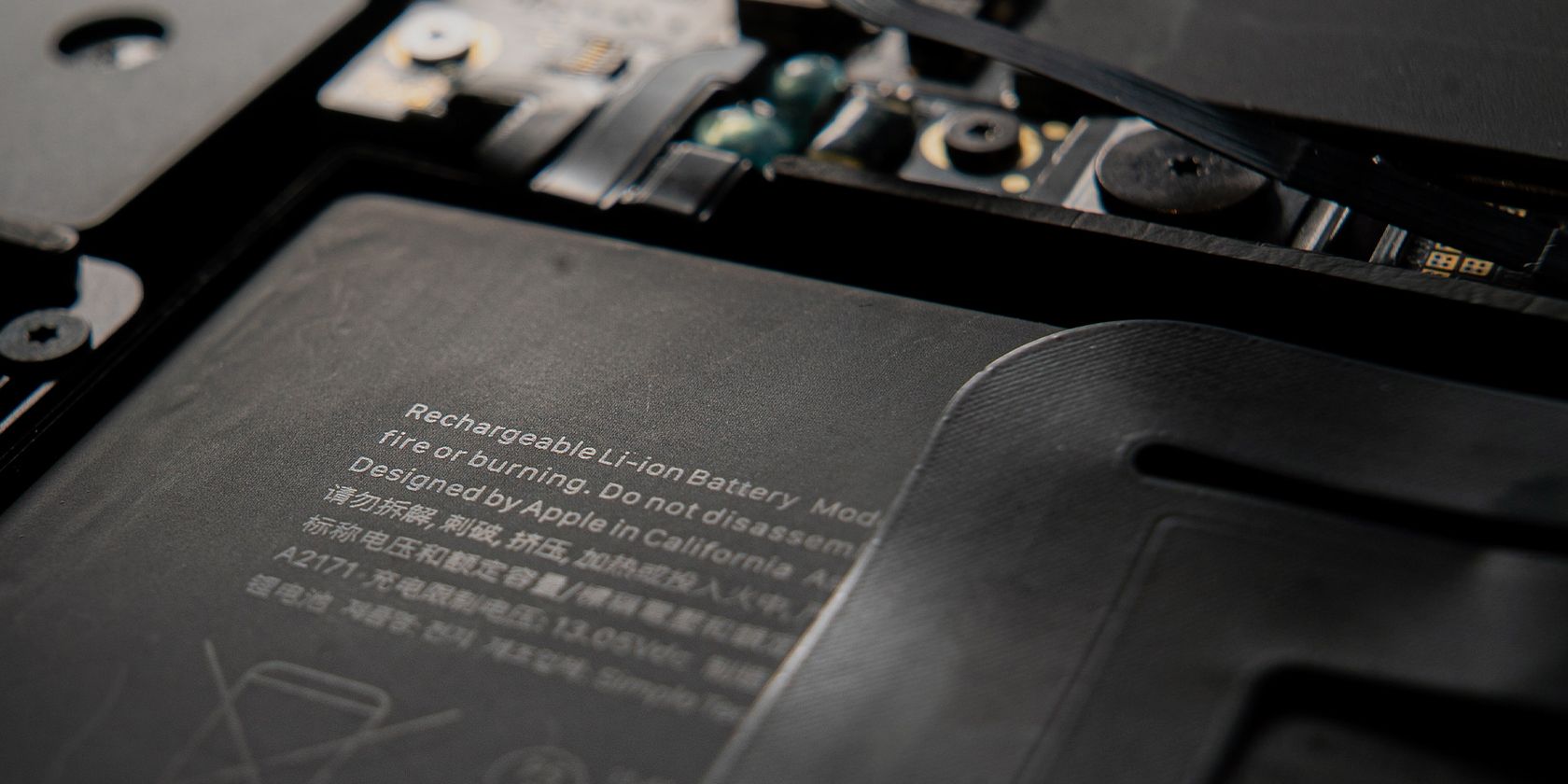 Как заменить аккумулятор ноутбука