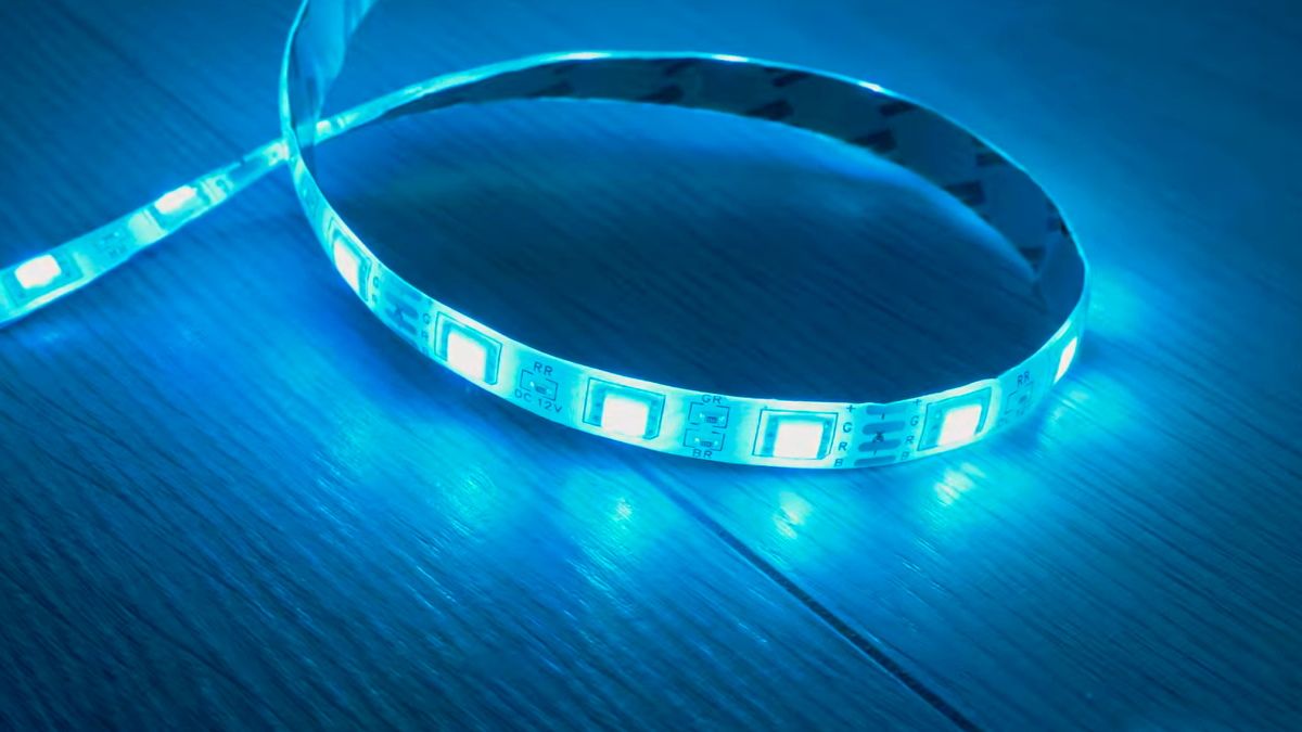 Умная LED-лента с контроллером