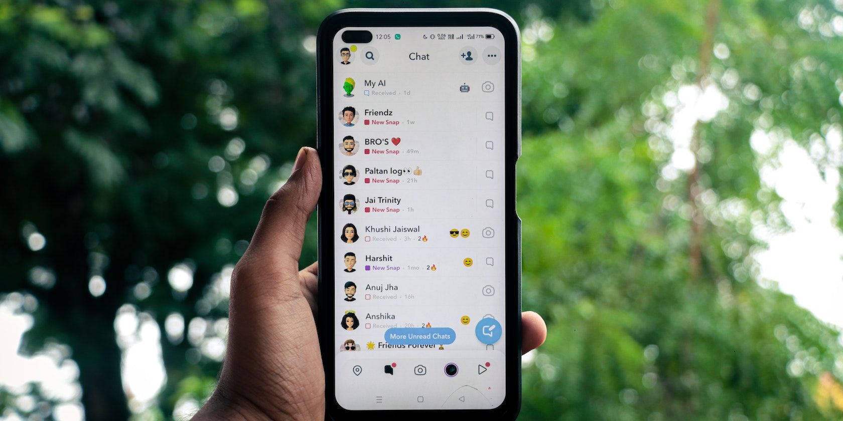 Bitmoji в Snapchat: создать и изменить