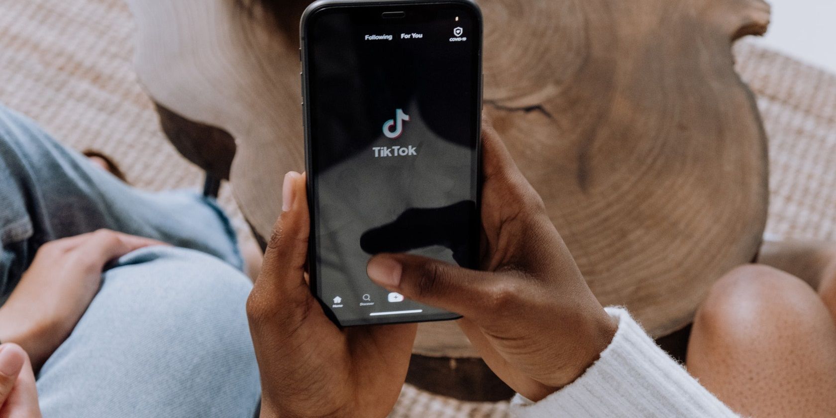 Как добавить текст в видео TikTok