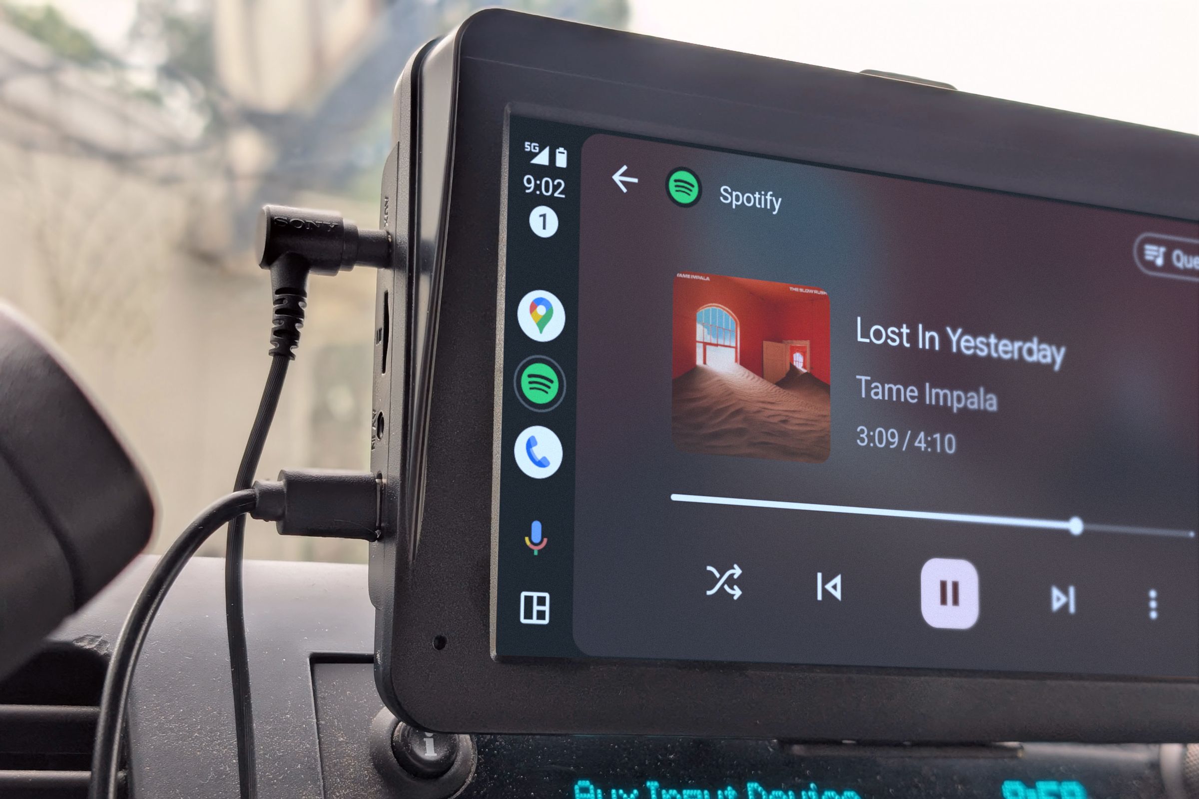 Как переместить панель задач в Android Auto