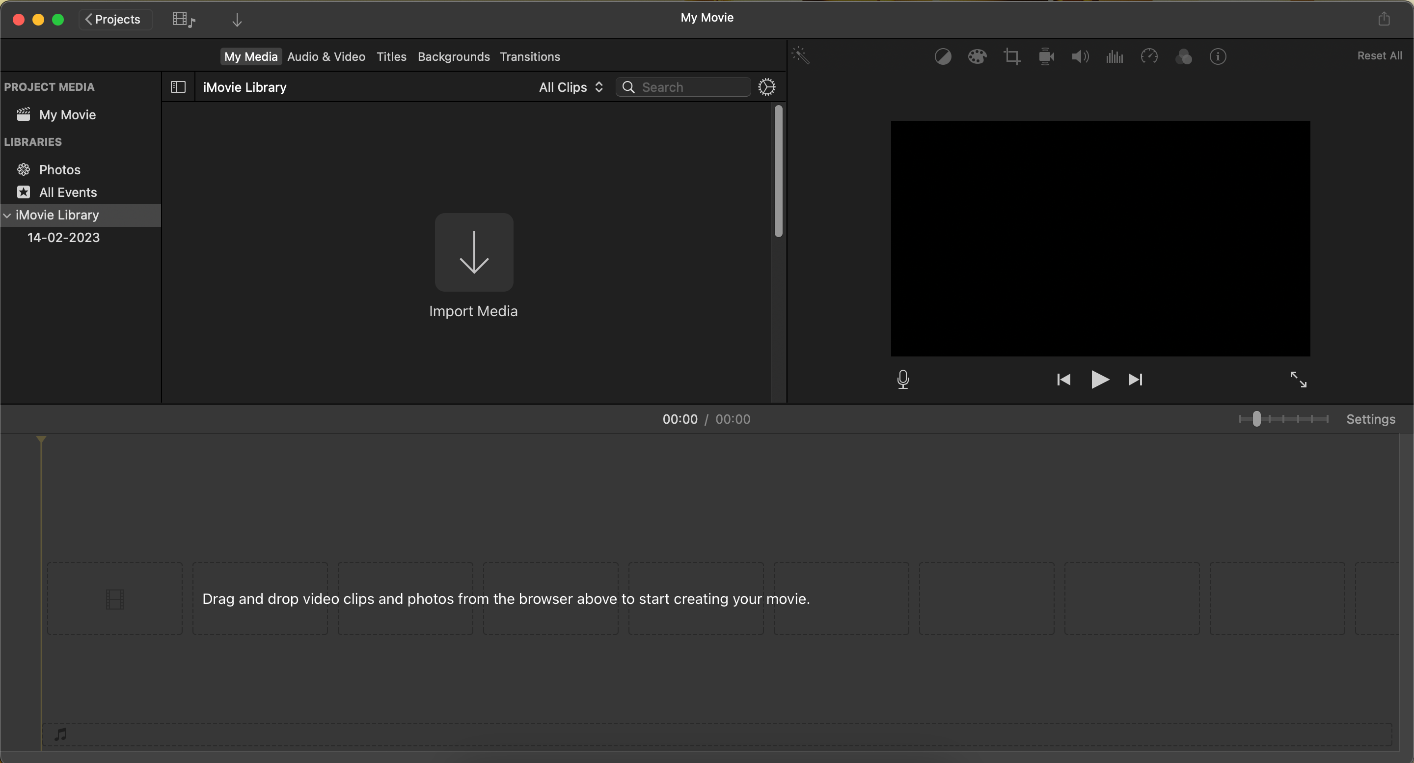 Подсказка импортировать медиа в проект iMovie