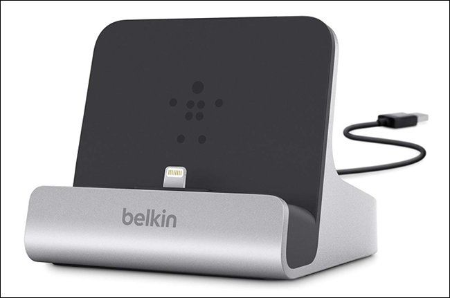 Док-станция Belkin ChargeSync для настольной зарядки телефона