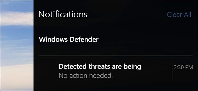 Уведомление Windows Defender о найденной угрозе и её очистке