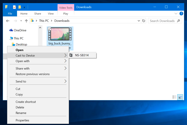 Кнопка 'Cast to Device' в приложении Фильмы и ТВ Windows 10