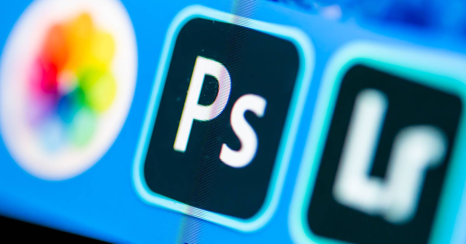 Иконка Photoshop рядом с иконками Lightroom и Photos