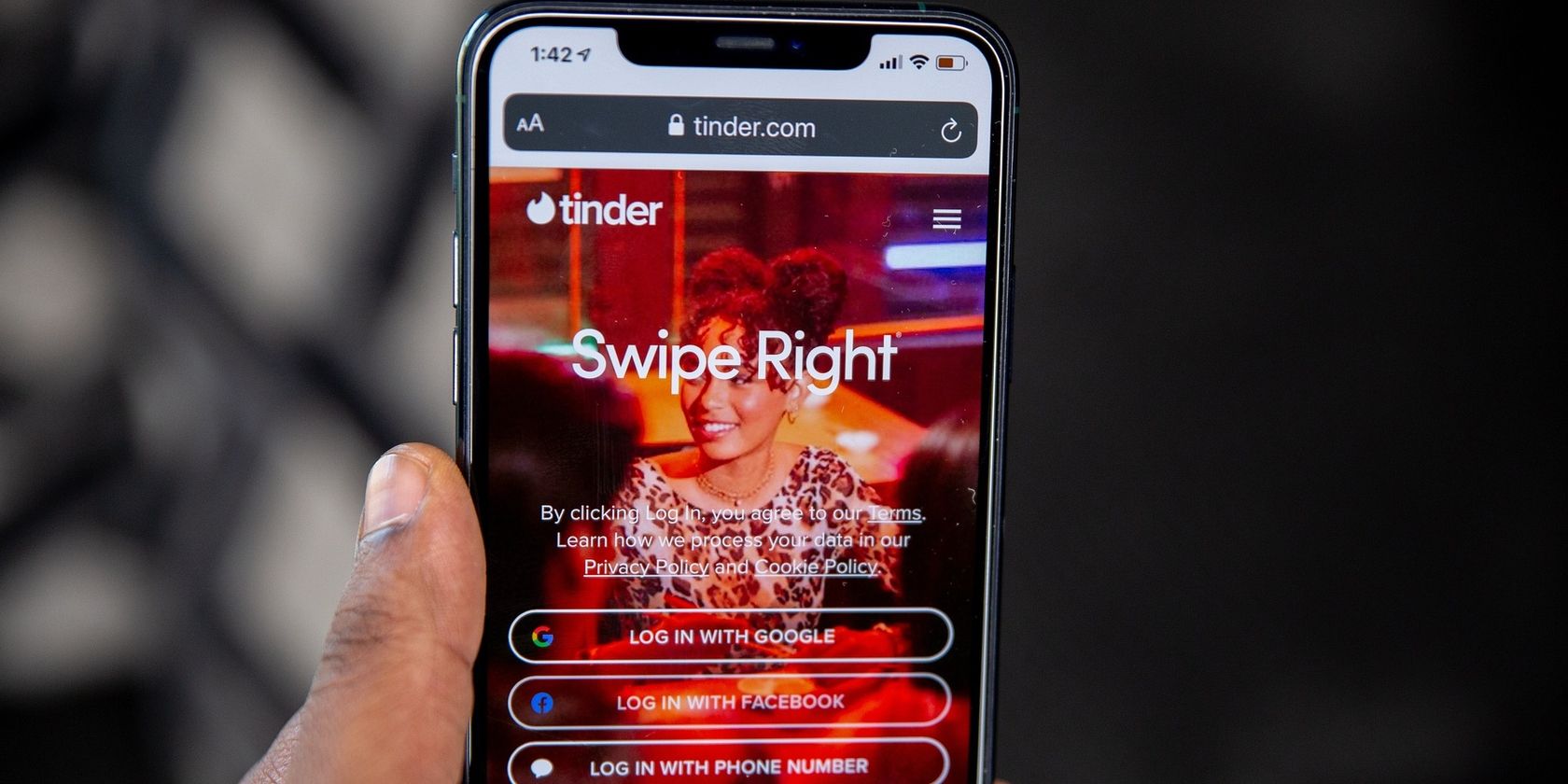 Интерфейс мобильного сайта для онлайн-знакомств