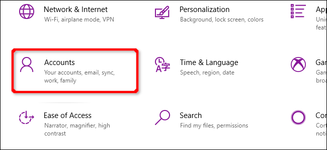 Выбрать Учётные записи в Параметрах Windows 10