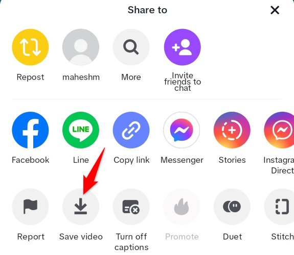 Пункт меню «Сохранить видео» в TikTok.
